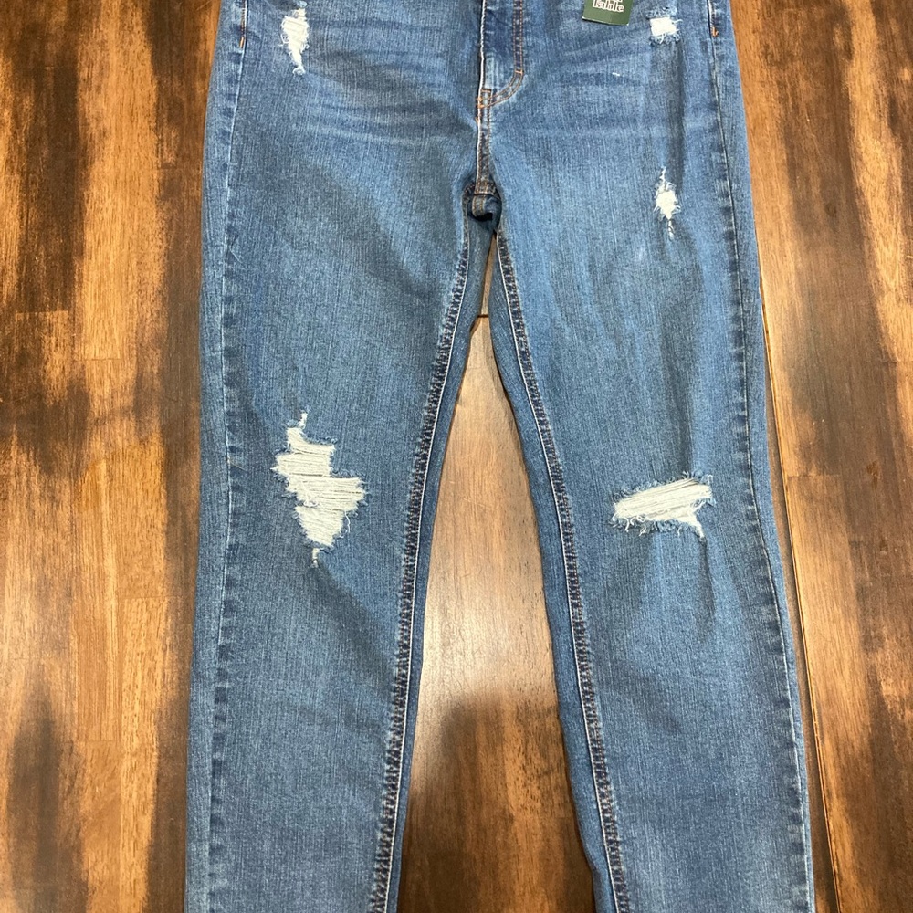 Wild Fable Distressed Jeans Women’s Size 14 High Rise Straight Leg Blue Denim